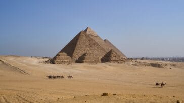 Photo pyramids of giza khufu