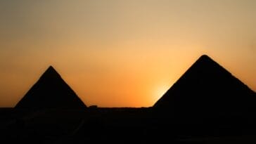 Photo egyptian pyramids