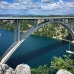 Photo windstone arch