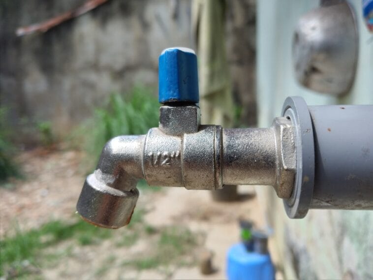 Photo Water supply in Africa