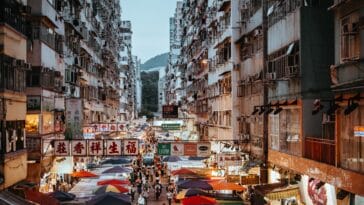 Photo Marketplace hustle