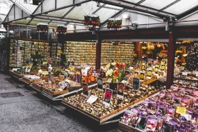 Photo Marketplace hustle